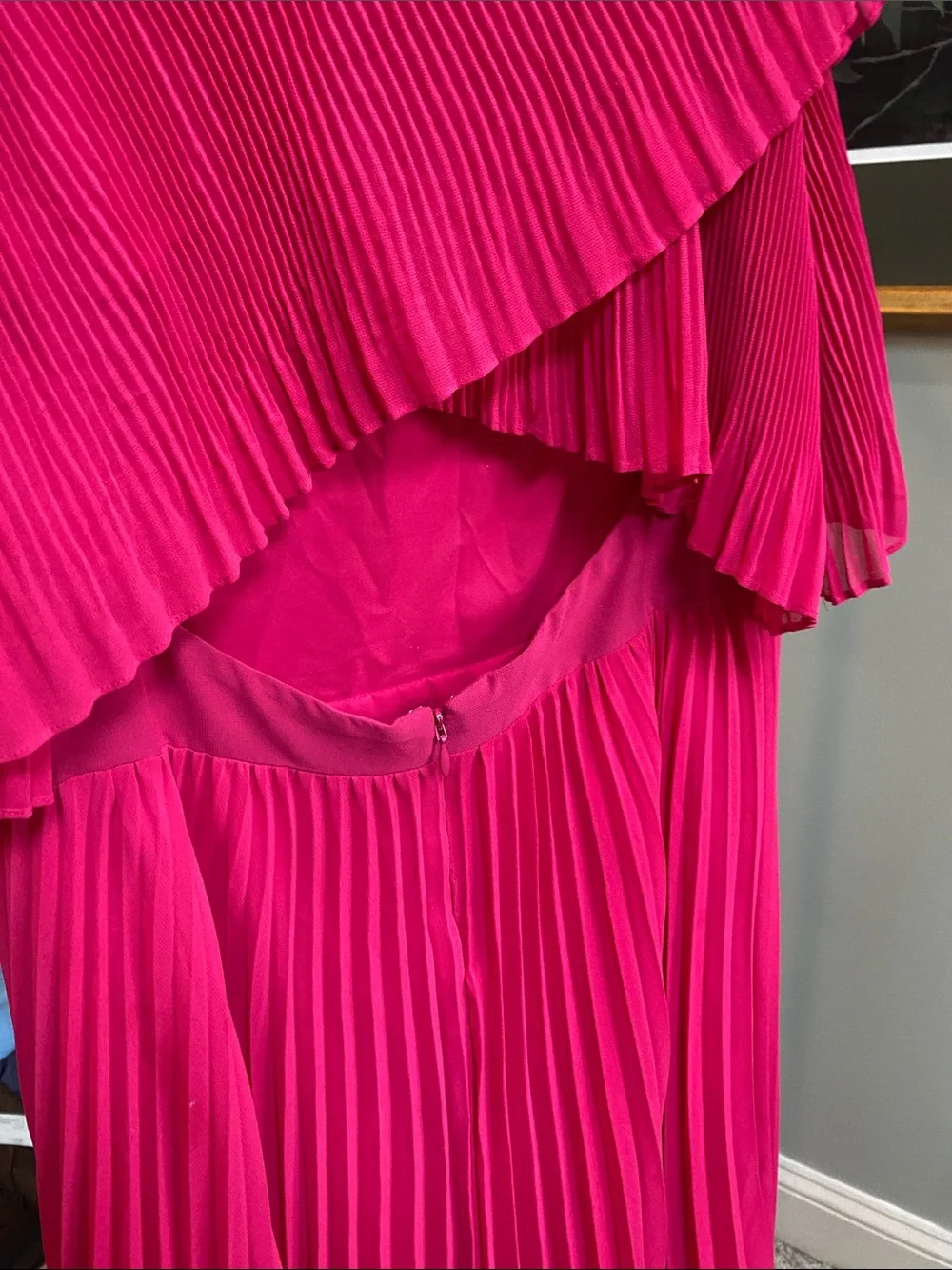 NWT Club Monaco Pleated One-Shoulder Maxi Dress - Hot Pink/Open Back - Picture 6 of 8
